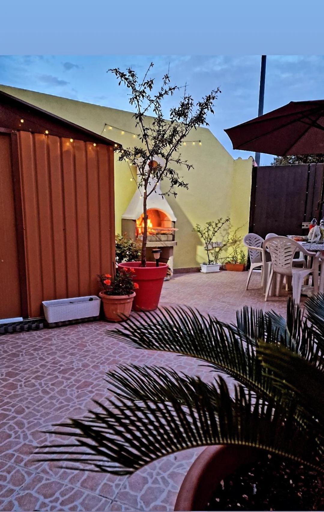 Villa Butterflyhouse à Monserrato Extérieur photo
